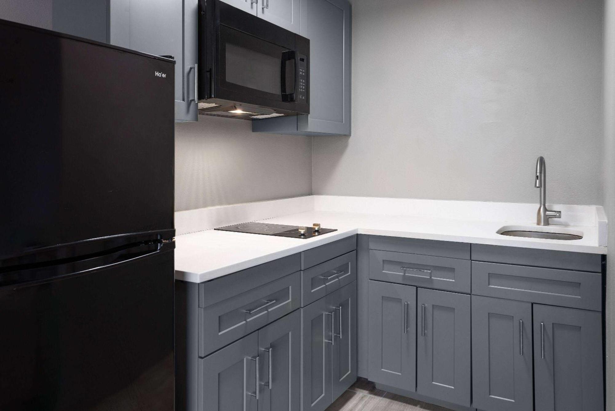 Hawthorn Extended Stay By Wyndham Columbia-Ft Jackson Zewnętrze zdjęcie